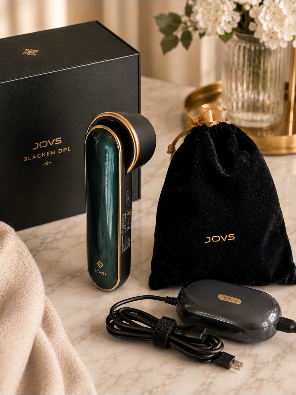 Blacken DPL Green & Gold Handheld Beautifying Device